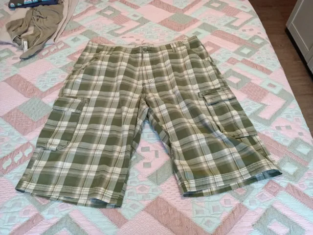 Pantalón corto de cuadros para hombre