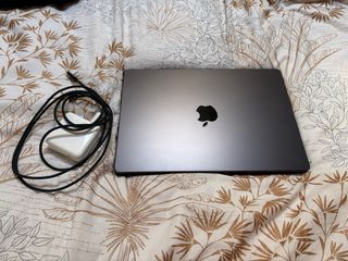 MacBook Pro M3 Gris Espacial 