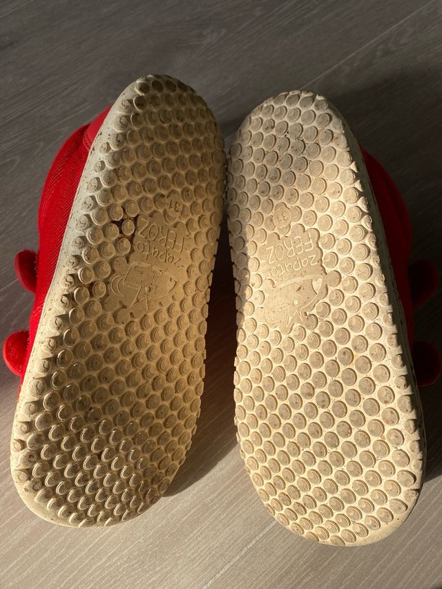 Zapato Feroz, modelo Aldaia color rojo. Talla 31