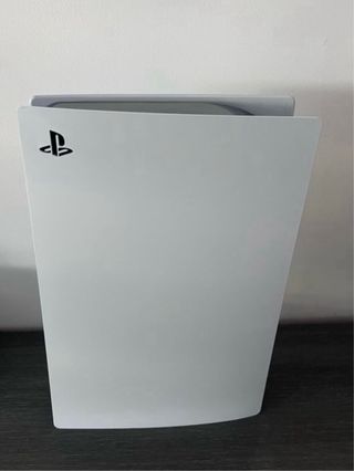PlayStation 5 1TB + mando ps5