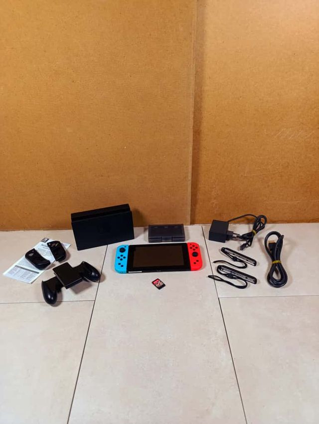 Nintendo Switch Console 32GB - Modificabile