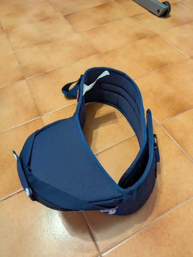 Portabebés ergonómico floral