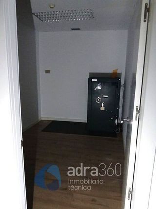 Local comercial en alquiler en Centro en Logroño