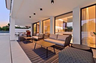 Casa en alquiler en Los Naranjos - Las Brisas en Marbella