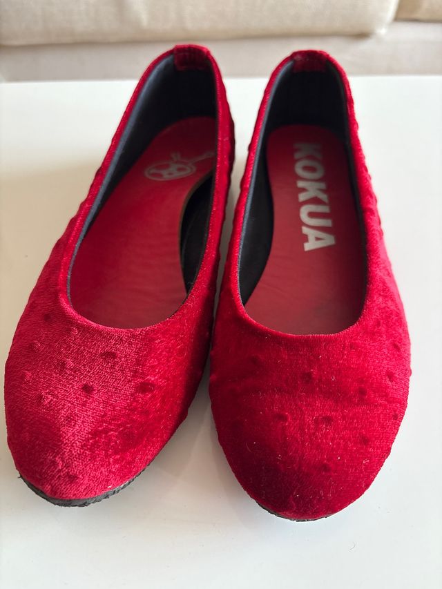 Zapatos de terciopelo rojo