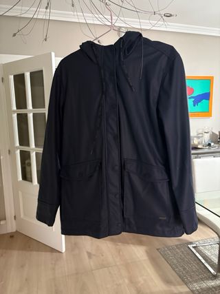 Parka azul marino Brownie Usada 2 Veces