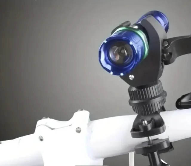 Supporto luce bici regolabile