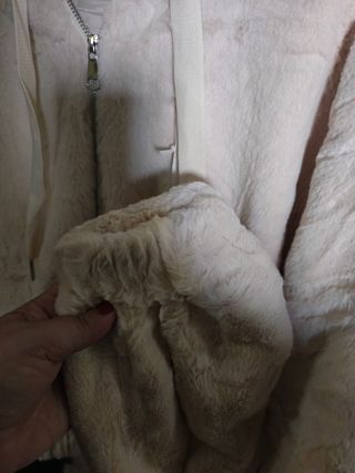 Abrigo pelito beige sin estrenar talla única