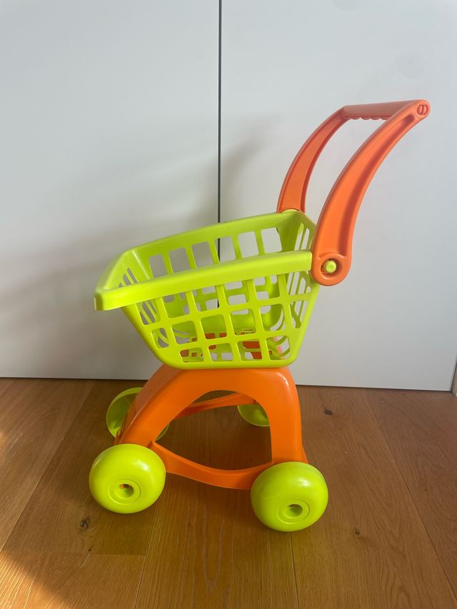 Carrito de compras de juguete