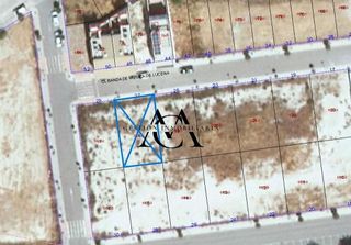 Solar en venta en Lucena