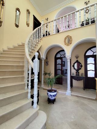 Casa adosada en venta en Pilas