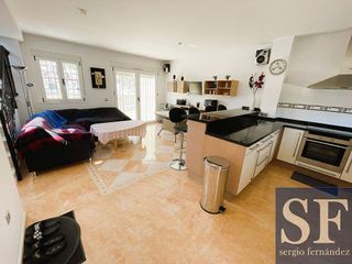 Casa adosada en venta en Cómpeta