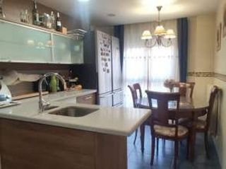 Casa adosada en venta en Lardero