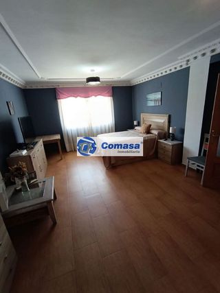 Casa adosada en venta en Martos