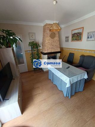 Casa adosada en venta en Martos