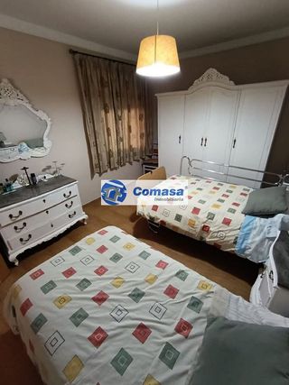 Casa adosada en venta en Martos