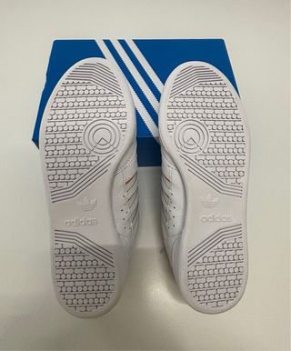 Zapatillas Adidas Continental 80 originales.