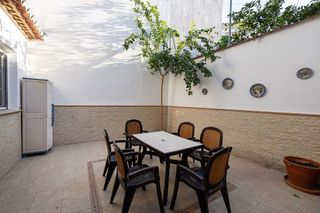 Casa adosada en venta en Zubia (La)