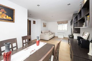 Casa adosada en venta en Zubia (La)