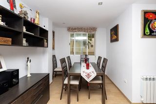 Casa adosada en venta en Zubia (La)