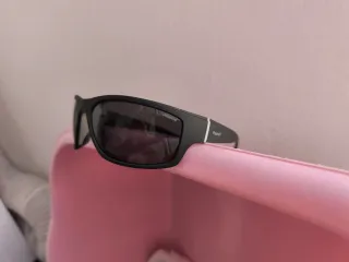 Gafas de sol Polaroid negras y grises