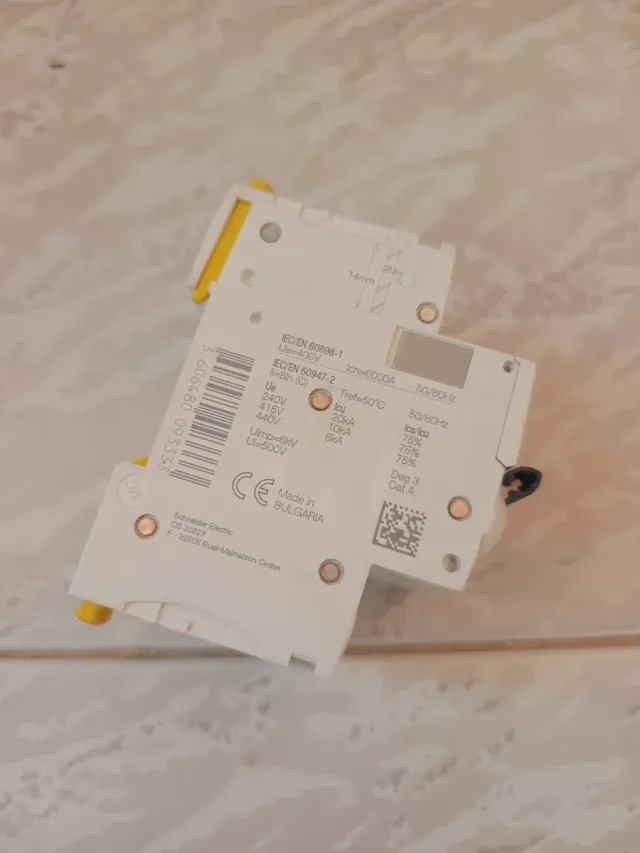 Interruptor Magnetotérmico 3P C20A Schneider