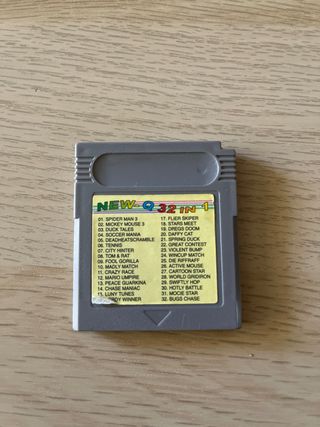 Cartucho Game Boy 32 en 1 , buen estado.