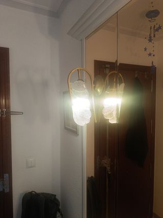 Mueble recibidor con espejo y luz