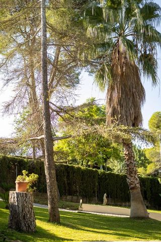 Chalet en venta en Picassent