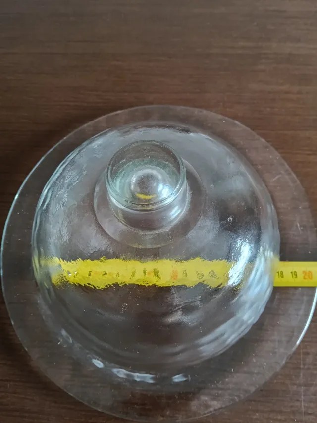 Quesera de cristal con plato