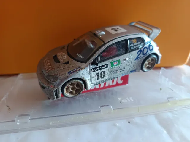 Scalextric Peugeot 206 WRC efecto barro