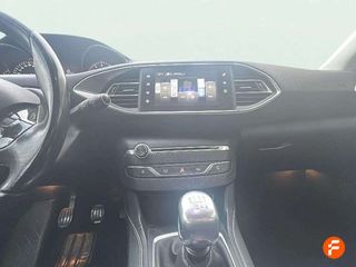 Peugeot 308 5p Allure 1.6 BlueHDi 88KW (120CV)