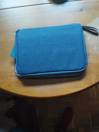 Teclado Bluetooth con Ratón y Funda