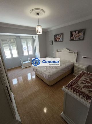 Casa adosada en venta en Martos