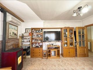 Casa adosada en venta en Pinós
