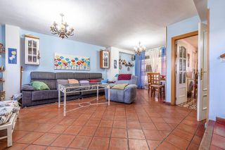 Casa adosada en venta en Ogíjares