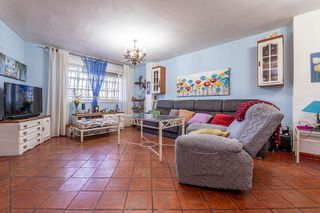 Casa adosada en venta en Ogíjares