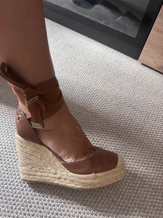 Zapatos Zara Talla 39 Cuña Marrón