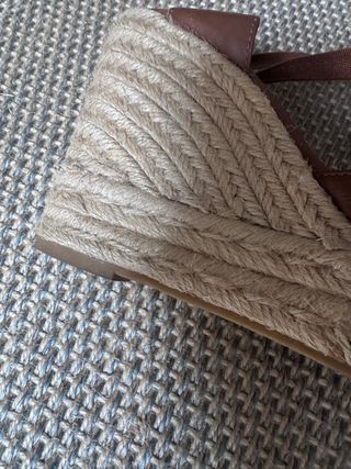 Zapatos Zara Talla 39 Cuña Marrón