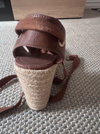 Zapatos Zara Talla 39 Cuña Marrón