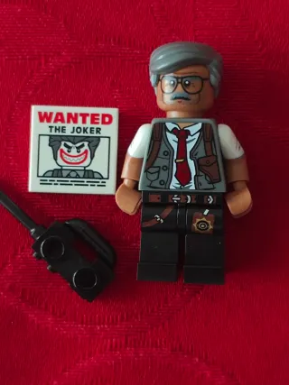 Minifigura Lego Batman Comissário Gordon 71017
