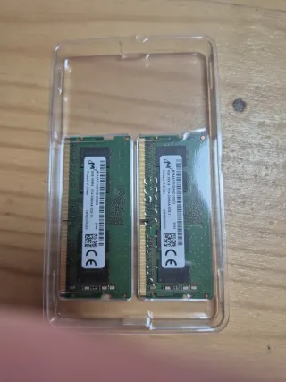 Kit 2x Micron MTA4ATF1G64HZ-3G2E2 8GB DDR4