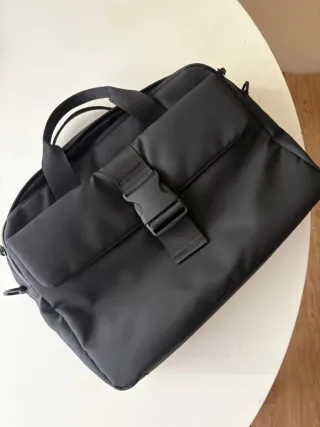Maletín negro piel impermeable
