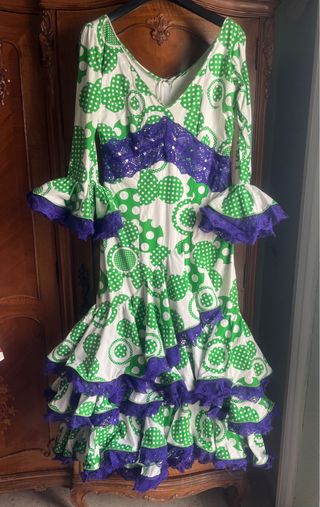 Traje de Flamenca verde y morado