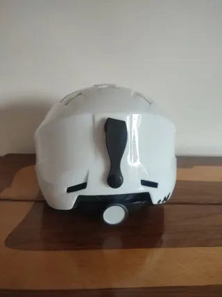 Casco de esquí blanco