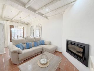Casa adosada en venta en San Enrique-Guadiaro-Pueblo Nuevo en San Roque