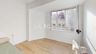 Piso en venta en Natzaret en Valencia