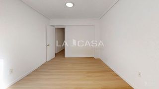 Piso en venta en Natzaret en Valencia