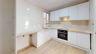 Piso en venta en Natzaret en Valencia