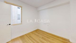 Piso en venta en Natzaret en Valencia